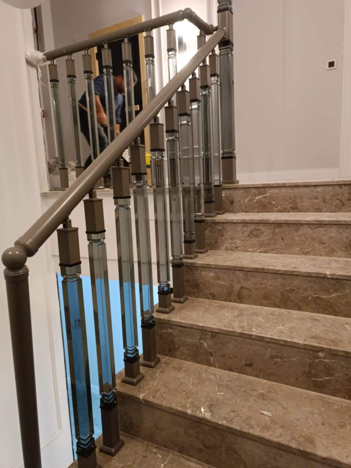 Merdiven pleksi korkuluk 31